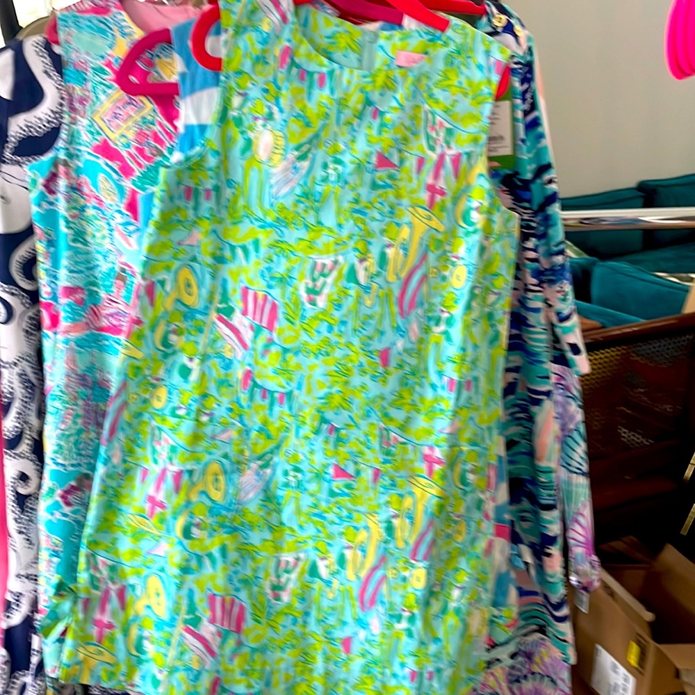 Lilly Pulitzer Mardi Gras shift size 8 girls